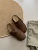Versátiles sandalias Birkenstock con suela gruesa de 4 cm de altura, colección otoño/invierno 2026, ligeras y fáciles de poner