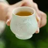 Taza de té de cerámica vidriada tridimensional hecha en fábrica con motivo de mariposa niebla verde, taza de té personal para mujeres, juego de té para uso individual