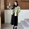 Nuevo abrigo de lana de estilo francés para otoño para mujeres embarazadas, suéter de punto de longitud media, falda base, conjunto moderno adelgazante para mamás con estilo