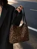 Bolsa Tote Feminina Elegante de Grande Capacidade Outono Nova Moda Tendência Bolsa de Ombro Único Sob o Braço Estampa de Leopardo Elegante Bolsa Saco