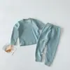 Pijama infantil JQ Jingqi, seda e veludo, espessado para outono e inverno, roupa de casa quentinha para bebês, meninos e meninas, camada de base térmica