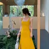 Hermoso Vestido de Tirantes Espalda Descubierta Estilo Mariposa con Copas Desmontables que Cubren los Lados del Busto y Realzan su Forma, Se Puede Usar por Dentro o por Fuera, para Mujeres