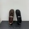 Sapatos femininos planos de bico redondo com design único 2026 novo estilo retrô francês sapatos Mary Jane sapatos femininos de sola macia