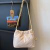 Bolso de mano de piel suave de gran capacidad para otoño de 2023, bandolera con cadena plisada, bolso de hombro con cordón, bolso informal para mujer
