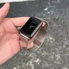 Adecuado para correas de reloj para mujer Apple Watch, Estilo Metal Resina Tres Perlas Pulsera de Repuesto iWatch S11/S10/S9