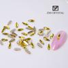 Nova Arte Do Prego Amarelo Dourado Em Forma De Broca Net Vermelho Fundo Plano Em Forma De Broca Fundo De Ouro Broca Nail Art Broca Ornamentos Strass