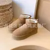 Botas de Nieve Cortas para Exteriores con Suela Gruesa para Mujer, Nuevo Estilo Versátil Invierno 2026, Forradas de Felpa, Engrosadas, Antideslizantes, Zapatos de Algodón Cálidos
