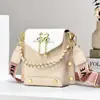 Bolsa para Celular Feminina 2025 Nova Celebridade da Internet Bolsa Pequena Textura Fashionável Bolsa de Ombro Versátil Estilo Estrangeiro Bolsa Pequena com Corrente de Pérolas
