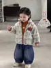 Conjunto Masculino Outono e Inverno Infantil Xadrez com Pelo Quente Moda Jaqueta de Algodão Jeans Conjunto de Três Peças Roupas de Bebê