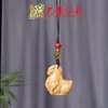 Colgante de Cadena para Teléfono Móvil Talla de Caballo de Palosanto Yiming Xianyuan Arena Verde Arcoíris Llavero de Caballo Tallado en Madera Creativo