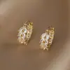 Brincos de Franja com Flor de Strass Estilo Europeu e Americano, Brincos de Tarraxa de Luxo Leve de Alta Qualidade, Brincos Modernos e Elegantes com um Design Único
