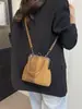 Bolso de Mujer de Gran Capacidad, Bolso de Hombro Coreano de Nicho, Bolso Cruzado de Solapa Casual a la Moda, Bolso Versátil para el Hombro para Viajar