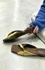 Sandalias de cuña cuadradas plisadas de terciopelo estilo francés Chuyuji para mujer, para uso exterior en verano, estilo vintage de lujo ligero