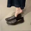 26 Otoño Nuevo Retro Punta Cuadrada Boca Profunda Adelgazantes Zapatos de Salón Mujer Moda Versátil Slip-on Plano Bidireccional Zapatos Mula