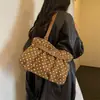 Bolso tote de nube plisado de venta caliente transfronterizo, bolso de hombro grande de cuero con hebilla retro, bolso de mano moderno de superficie suave para mujer