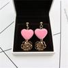 Moda versátil hueco Zircón Rosa corazón de amor borla de bola de felpa aretes de tachuela para mujer de temperamento dulce