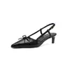 Sandalias de Verano 2026 Estilo Coreano Elegantes Versátiles con Lazo de Cuero, Tacón Medio Delgado, Punta Fina, Color Albaricoque, Piel Genuina, Punta Cerrada, Sin Espalda para Mujer