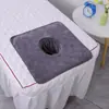Cama de Salón de Belleza con Agujero para Toalla Masaje de Salud Masaje con Agujero Cortina Spa Club Toalla con Logo Grabado con Agujero Toalla para Tumbarse