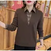 Nova Moda de Outono Camisa com Gola de Xadrez Costurado Mãe de Meia-idade Elegante Versátil Estilo Ocidental Rejuvenescedor Peça Falsa Dupla