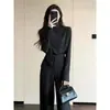 Atuendo Estilo Old Money 2026: Conjunto de Dos Piezas: Camisa Gris Oscuro y Pantalones de Pierna Ancha, Traje de Lino Estilo Old Money, en Stock para Entrega Directa