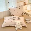 Un par de fundas de almohada de terciopelo de leche engrosadas para otoño e invierno, adecuadas para uso doméstico; fundas de almohada de forro polar de coral, almohadillas para adultos y fundas de almohada (se vende individualmente)