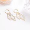 Pendientes de moda ligeros de lujo con diamantes y hebilla geométrica para mujer, 2024, nuevos pendientes largos sencillos de alta gama que adelgazan.