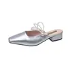 Mules slip-on gruesos con perlas para mujer, perfectos para el verano con faldas, sandalias de nuevo estilo 2026