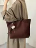 Bolso de mano grande de estilo coreano, minimalista y elegante, bolso cruzado con acabado mate, bolso de cadena minimalista de nicho, bolso de hombro tipo cubo para mujer