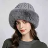 Gorro de punto trenzado de felpa para otoño e invierno para mujer, sombrero de pescador engrosado, hace que la cara parezca más pequeña, protección para los oídos, cálido sombrero peludo, estilo coreano para clima frío