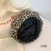 Chapéu Vintage Ins Nicho Estampa de Leopardo Chapéu Frontal Feminino Verão Fino Subcultura Hot Girl Chapéu Personalizado Boina Versátil ~