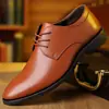 Sapatos Casuais Formais de Negócios, Sapatos Masculinos de Marca Moderna, Sapatos Masculinos de Estilo Britânico Casual, Cor Sólida, Simples, Versátil, Respirável, Sapatos de Couro Bico Fino