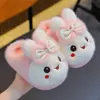 Pantuflas de algodón para niños y niñas para otoño e invierno, cálidas, de felpa, antideslizantes, a juego para padres e hijos, para uso en casa, zapatos de algodón cerrados para bebé