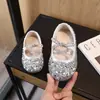 Sapatos de Menina Primavera Outono Novo Estilo Moda Pequena Princesa Sapatos Infantis Sapatos Individuais Moda Versátil Solado Macio Sapatos de Couro