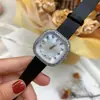 Nuevo Modelo de Xiaohongshu, Popular Esfera de Diamantes Irregulares en Forma de Corazón de Nácar con Correa de Satén de Seda, Elegante Reloj para Mujer