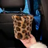 Lixeira para Carro para Uso Interno, Acabamento Premium, Dedicada para o Banco Traseiro, Pequena Lixeira, Compartimento para Pendurar Guarda-chuva