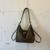 Bolsa de Ombro Única Grande Capacidade Versátil Outono/Inverno Nova para Mulheres Fashion 2026 Tendência Temperamento Transversal Dupla Ombro Casual Simples