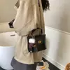 Bolso de Hombro Cruzado Versátil Retro Simple de Nicho Casual Moda Mini Bolso de Mano Trendy Bolso para Viajes
