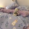 2025 Novo Conjunto de Cama de Quatro Peças de Lençóis e Capas de Edredom Conjunto de Cama de Três Peças para Solteiro de Dormitório Conjunto de Três Peças Super Macio