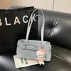 Bolso Femenino de Gama Alta de Nicho 2026 con un Ambiente Moderno y Elegante, Versátil para el Trabajo, Bolso de Mano y de Hombro