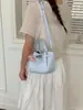 Bolso de Hombro Cruzado de Cuero de Alta Gama de Moda, Versátil, Simple, Casual, Bolso Cubo Nuevo 2026