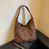 Bolsa de Ombro com Estampa de Leopardo Cruzado Feminina 2026 Outono/Inverno Novo Estilo Moda Bolsa Tote de Grande Capacidade Bolsa de Ombro Único com Textura Retrô