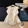 Tiro real~ Chaleco pequeño bordado de flores coloridas para mujer, nuevo top sin mangas holgado para verano 2026, para llevar por encima