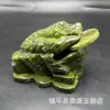 Adorno de Sapo Dorado de Jade del Sur Natural Grande Sapo de Tres Patas Adorno Decorativo para el Hogar Adorno Feng Shui Artesanías de Talla de Zafiro