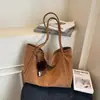 Bolso tote grande de nueva temporada 2026 transfronterizo, bolso de hombro versátil y sencillo, bolso de mano retro para el trabajo y casual
