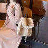 Mochila de Felpa Dulce Coreana Nueva de Invierno 2026 para Estudiantes Mujeres, Mochila de Ciervo Linda Versátil y de Moda para Principios de Otoño
