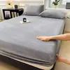 Falda de Cama de Felpa de Leche Engrosada Pieza Única Protector de Colchón para Sueño Profundo Cálido de Invierno Individual Antideslizante Cubierta de Cama Cobertura Completa Resistente a Manchas