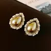Pendientes Colgantes de Perla con Diamante Estilo Retro Aguja de Plata Moda Francesa Pendientes de Temperamento Elegante Pendientes Sencillos de Nicho Venta al por Mayor