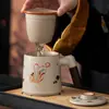 Taza de Oficina Kiln Ru Separación de Agua y Té Taza de Té de Gran Capacidad con Tapa Filtro Cerámica Gongfu Set de Té Taza para Preparar Té en la Oficina