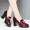Otoño 2026 Nuevo Llegada Puntiagudos Charol Brillantes Tacones Altos Estilo Británico Moda Pedrería Mary Janes Puntiagudos Zapatos de Salón Mujer
