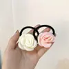 Diadema Francesa Super Hada de Satín Camelia Diadema Floral Elegante Coreana Cuerda Elástica para Cola de Caballo Versátil Accesorios para el Cabello